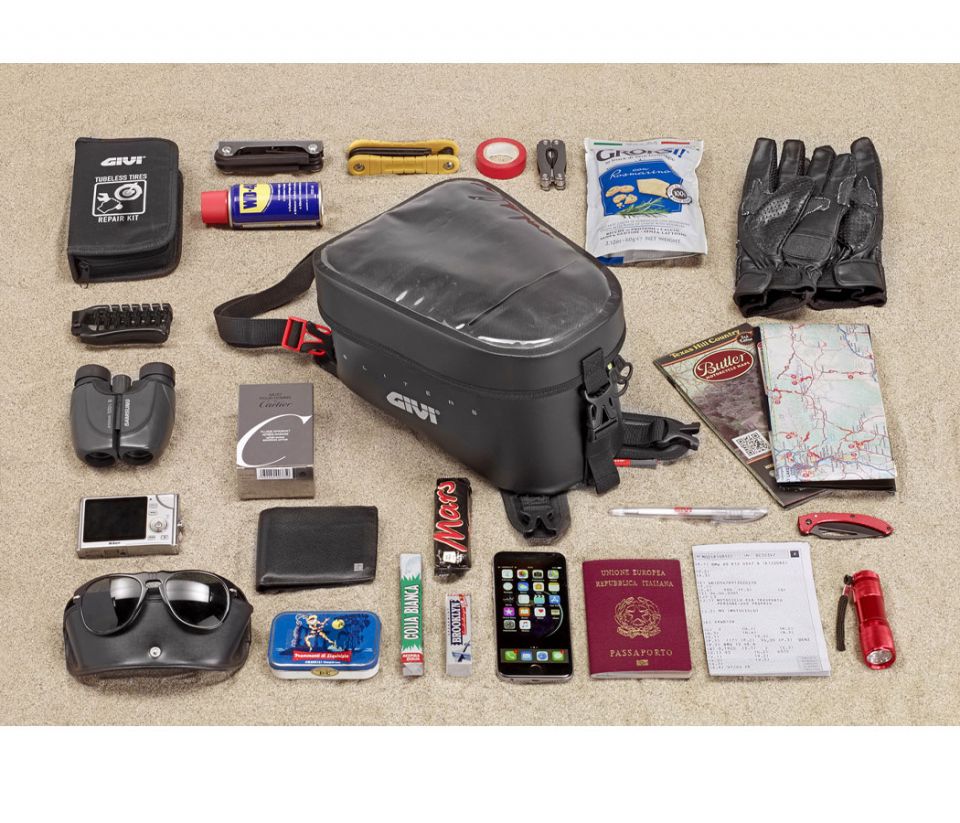 cyclebitz: Givi GRT716 Canyon Tank Bag 6L